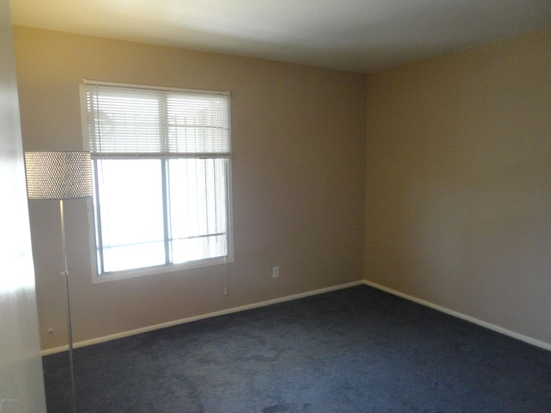 8051 N 32nd Dr, Phoenix, AZ 85051