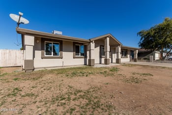 8052 Pierson St, Phoenix, AZ 85033