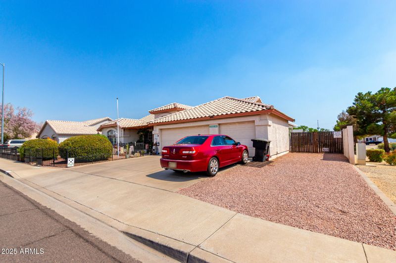 8053 E Dover St, Mesa, AZ 85207