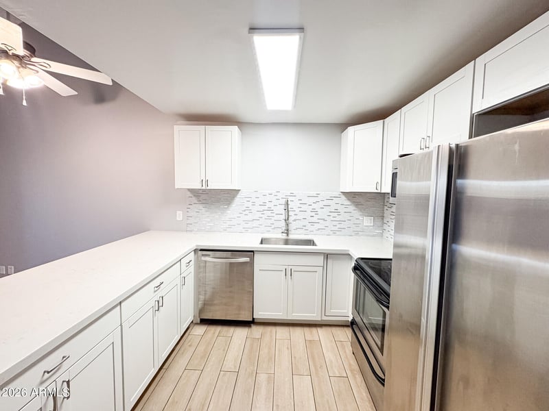 8055 Thomas Rd #E109, Scottsdale, AZ 85251