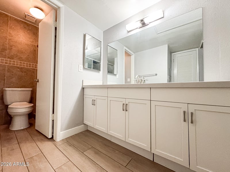 8055 Thomas Rd #E109, Scottsdale, AZ 85251