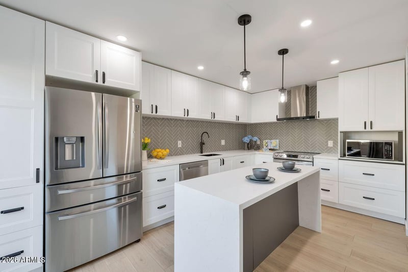 8055 Thomas Rd #E117, Scottsdale, AZ 85251