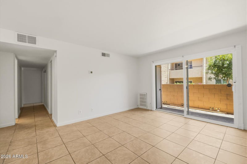 8055 Thomas Rd #H101, Scottsdale, AZ 85251