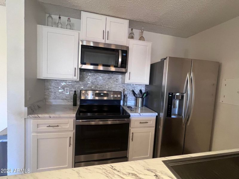 8055 E Thomas Rd #H201, Scottsdale, AZ 85251
