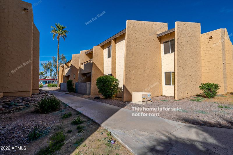8055 E Thomas Rd #K203, Scottsdale, AZ 85251