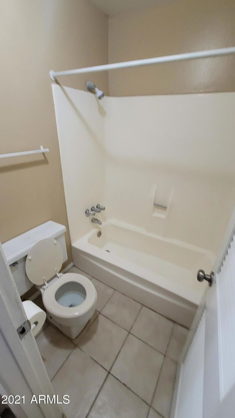 8055 E Thomas Rd #M303, Scottsdale, AZ 85251