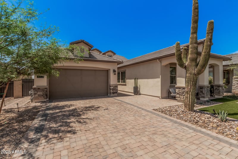 8055 Jaeger St, Mesa, AZ 85207
