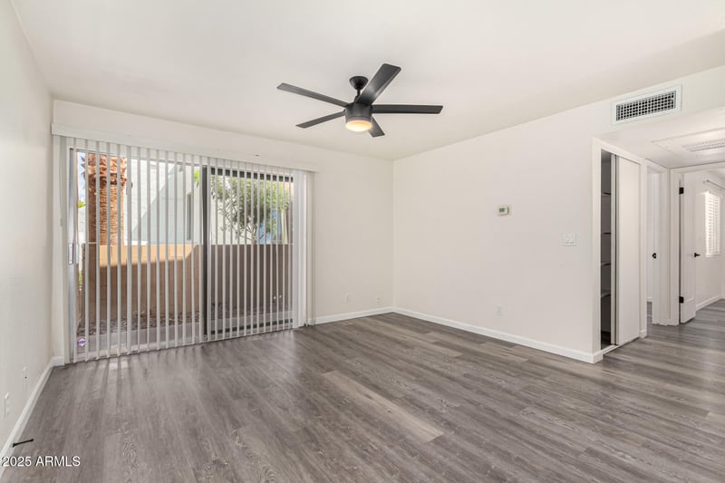 8055 Thomas Rd #A102, Scottsdale, AZ 85251