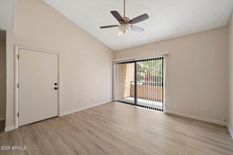 8055 Thomas Rd #A202, Scottsdale, AZ 85251