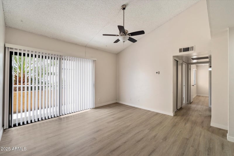 8055 Thomas Rd #A202, Scottsdale, AZ 85251