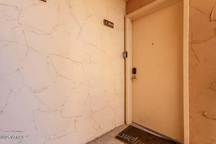 8055 Thomas Rd #C203, Scottsdale, AZ 85251
