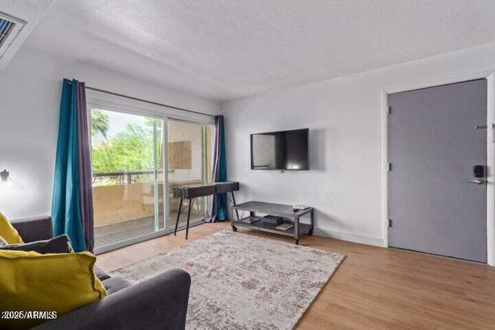 8055 Thomas Rd #C203, Scottsdale, AZ 85251