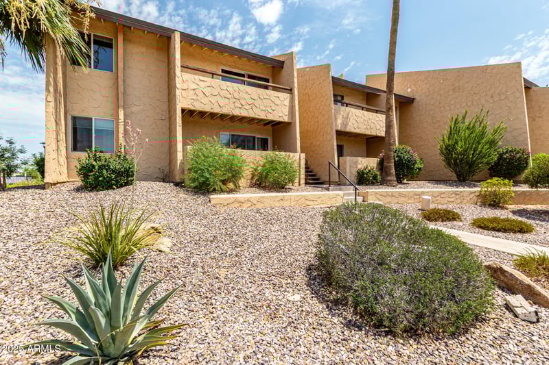 8055 Thomas Rd #C211, Scottsdale, AZ 85251