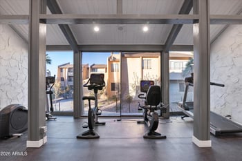 8055 Thomas Rd #D105, Scottsdale, AZ 85251