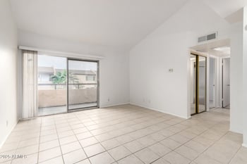 8055 Thomas Rd #G202, Scottsdale, AZ 85251