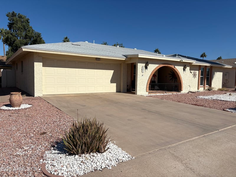 8056 Kiva Ave, Mesa, AZ 85209