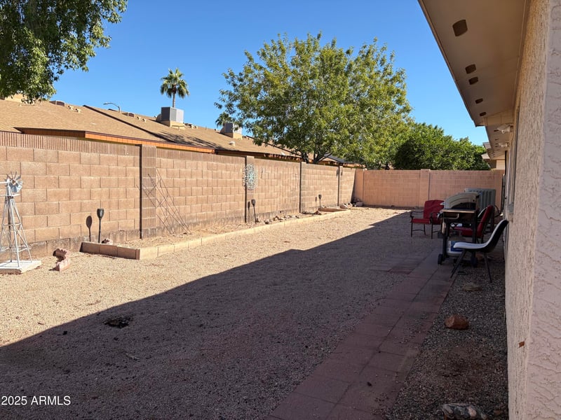 8056 Kiva Ave, Mesa, AZ 85209