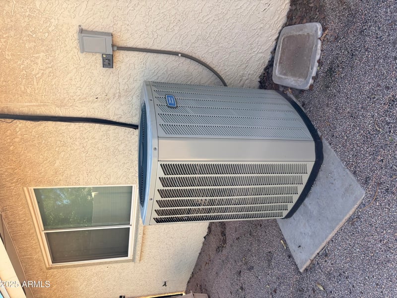 8056 Kiva Ave, Mesa, AZ 85209