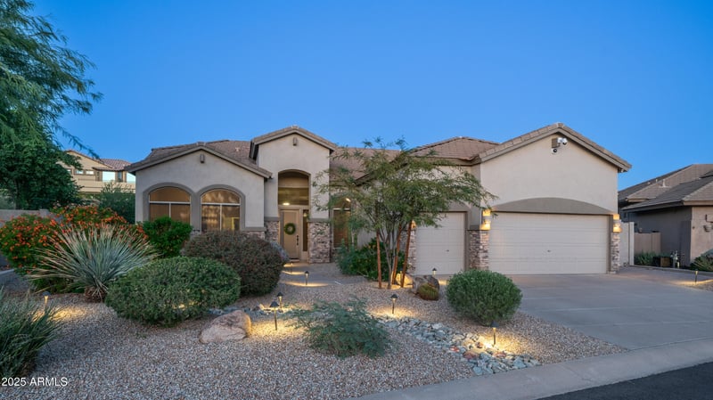 8056 Sandia Cir, Mesa, AZ 85207