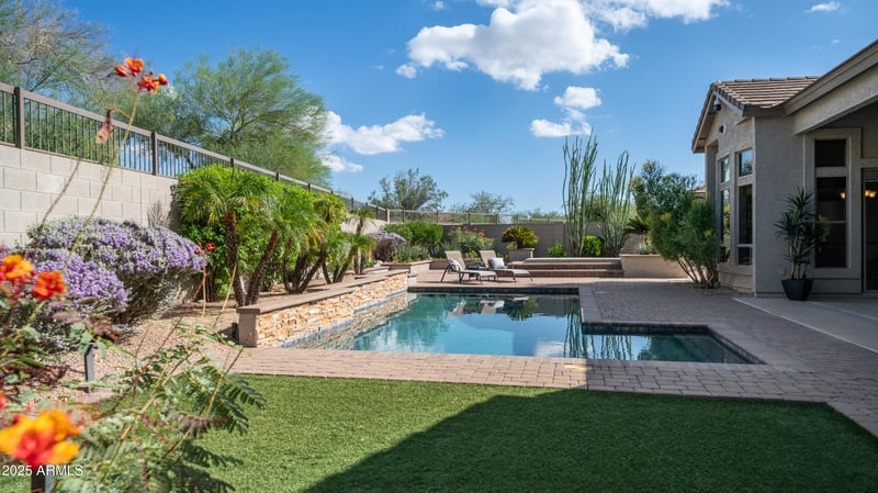 8056 Sandia Cir, Mesa, AZ 85207