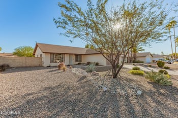 8057 Dreyfus Dr, Peoria, AZ 85381