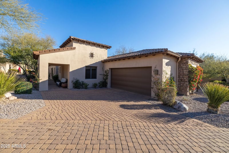 8057 Greythorn Dr, Gold Canyon, AZ 85118
