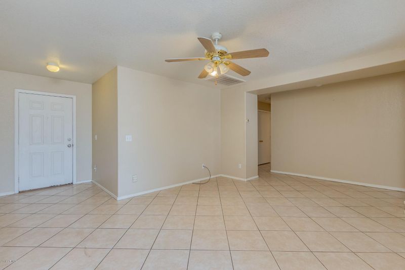 8058 E Obispo Ave, Mesa, AZ 85212