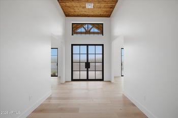 8058 E Palm Ln, Mesa, AZ 85207