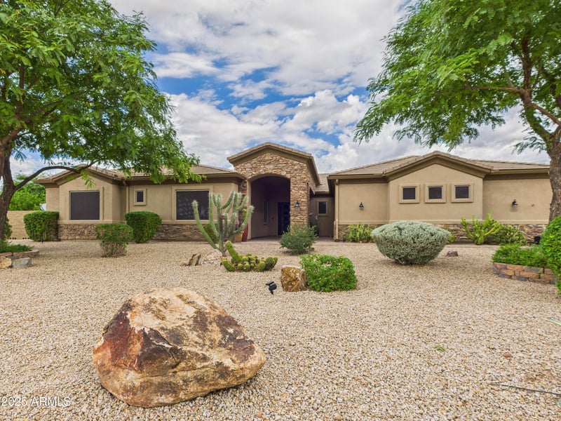 806 Desert Ranch Rd, Phoenix, AZ 85086
