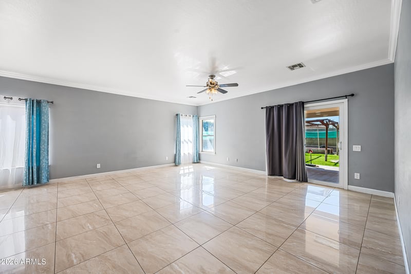 806 118th Ln, Avondale, AZ 85323