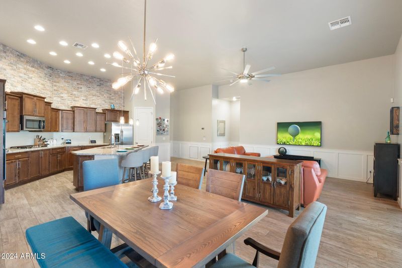806 W Ardmore Rd, Phoenix, AZ 85041