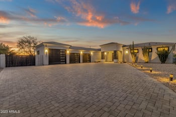 8060 W Belmont Ave, Glendale, AZ 85303