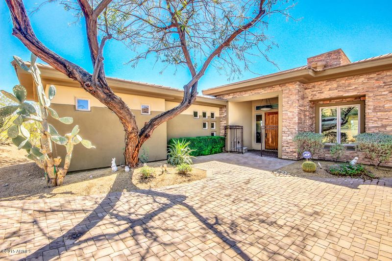 8063 E Echo Canyon St, Mesa, AZ 85207