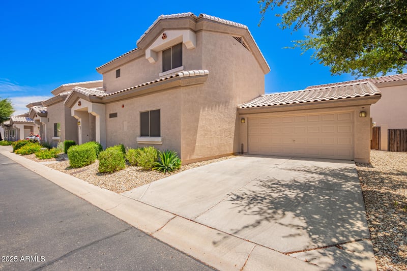 8065 Mary Jane Ln, Peoria, AZ 85382