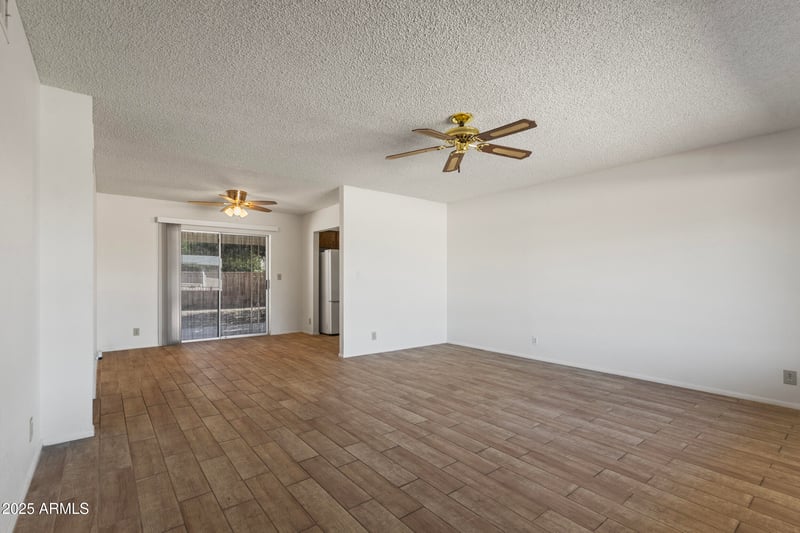 8065 Meseto Ave, Mesa, AZ 85209