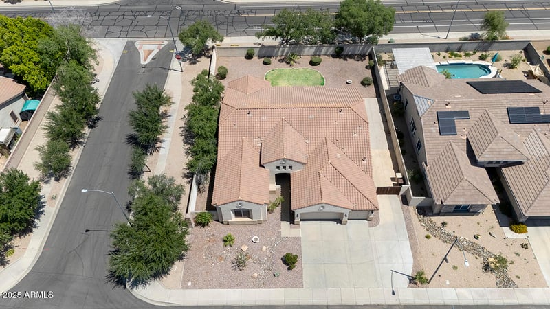 8068 Carlota Ln, Peoria, AZ 85383