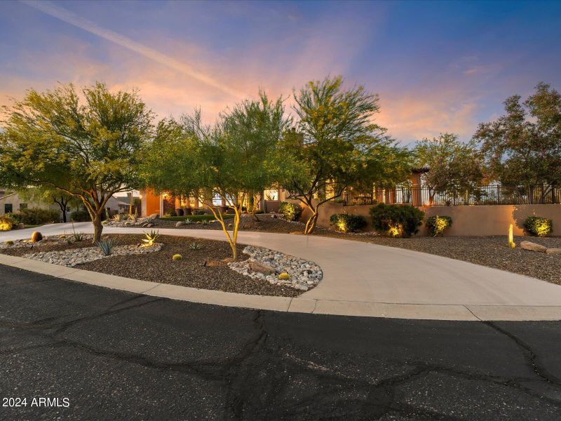 8068 E Remuda Dr, Scottsdale, AZ 85255