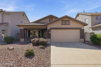 807 Bradstock Way, San Tan Valley, AZ 85140