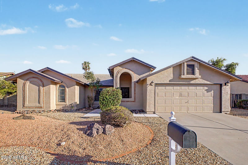 807 E Aire Libre Ave, Phoenix, AZ 85022