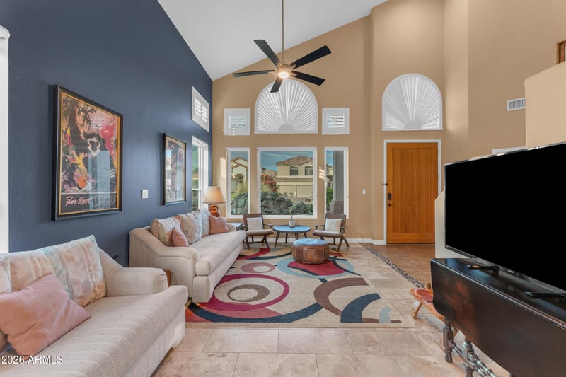 807 E Mountain Vista Dr, Phoenix, AZ 85048