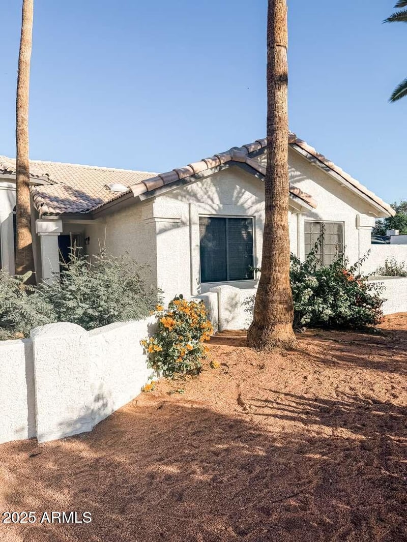 807 Hill Cir, Mesa, AZ 85203