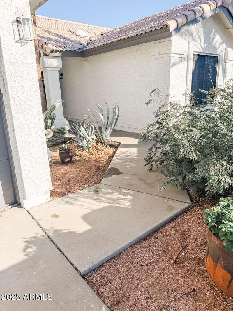 807 Hill Cir, Mesa, AZ 85203