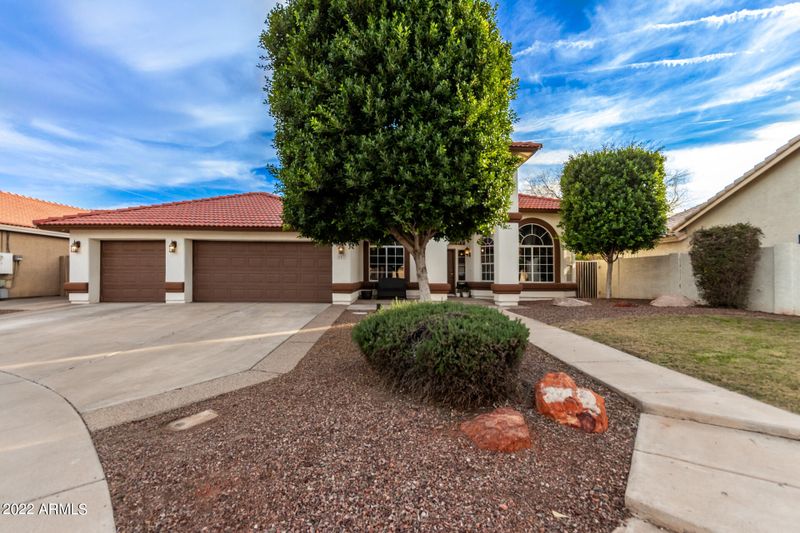 807 W San Mateo Dr, Gilbert, AZ 85233