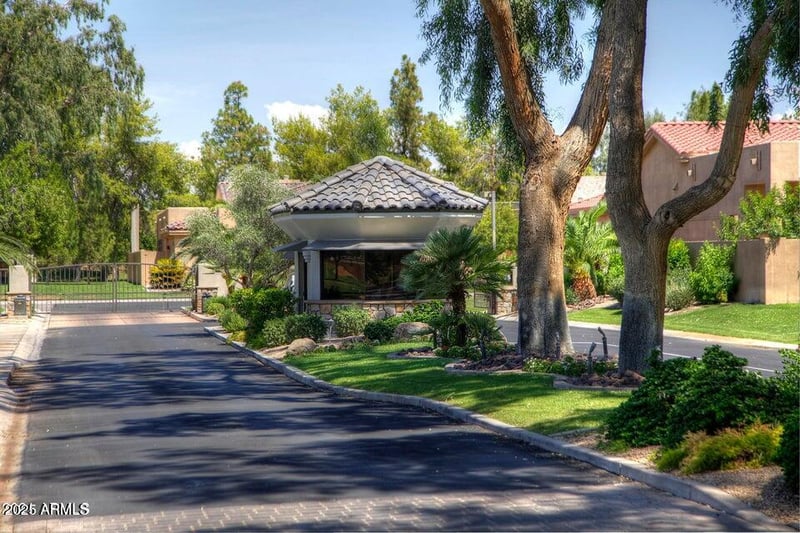 8072 Cortez Dr, Scottsdale, AZ 85260