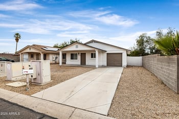 8075 Cherry Hills Dr, Peoria, AZ 85345