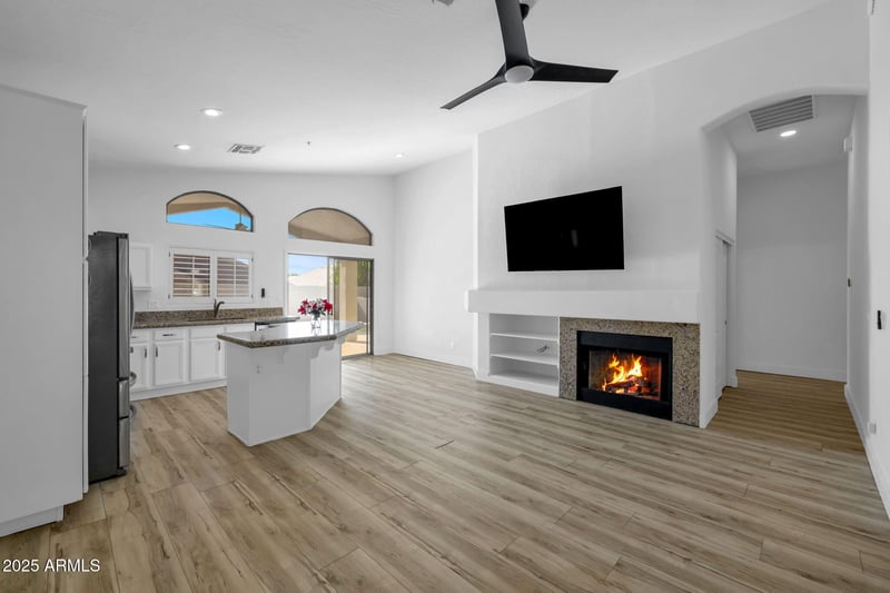 8075 Maria Dr, Scottsdale, AZ 85255