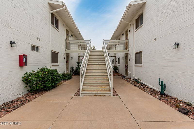 808 82nd St #F214, Scottsdale, AZ 85257