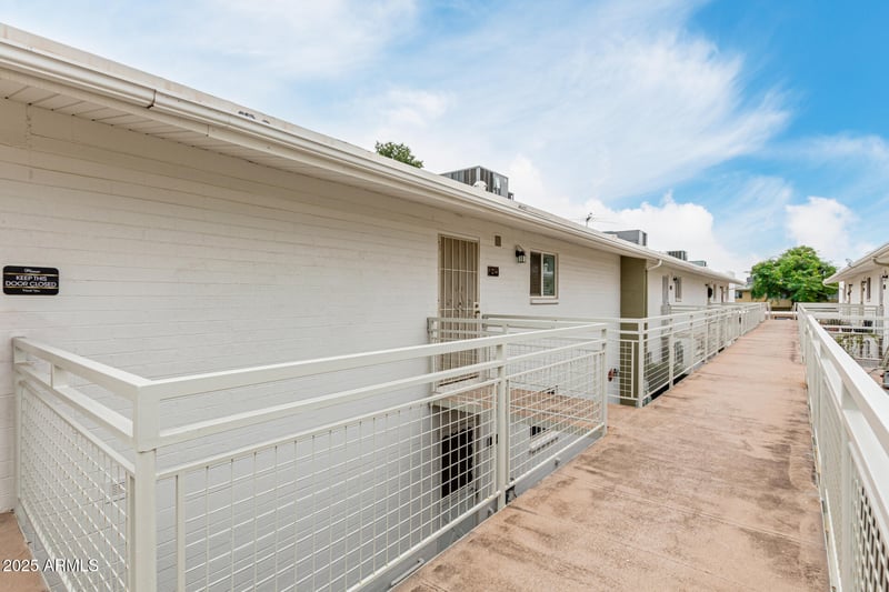 808 82nd St #F214, Scottsdale, AZ 85257