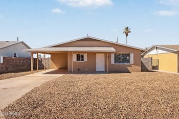 808 Desert Dr, Phoenix, AZ 85042