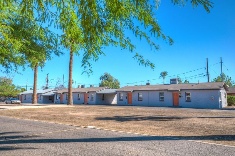 808 E Turney Ave, Phoenix, AZ 85014
